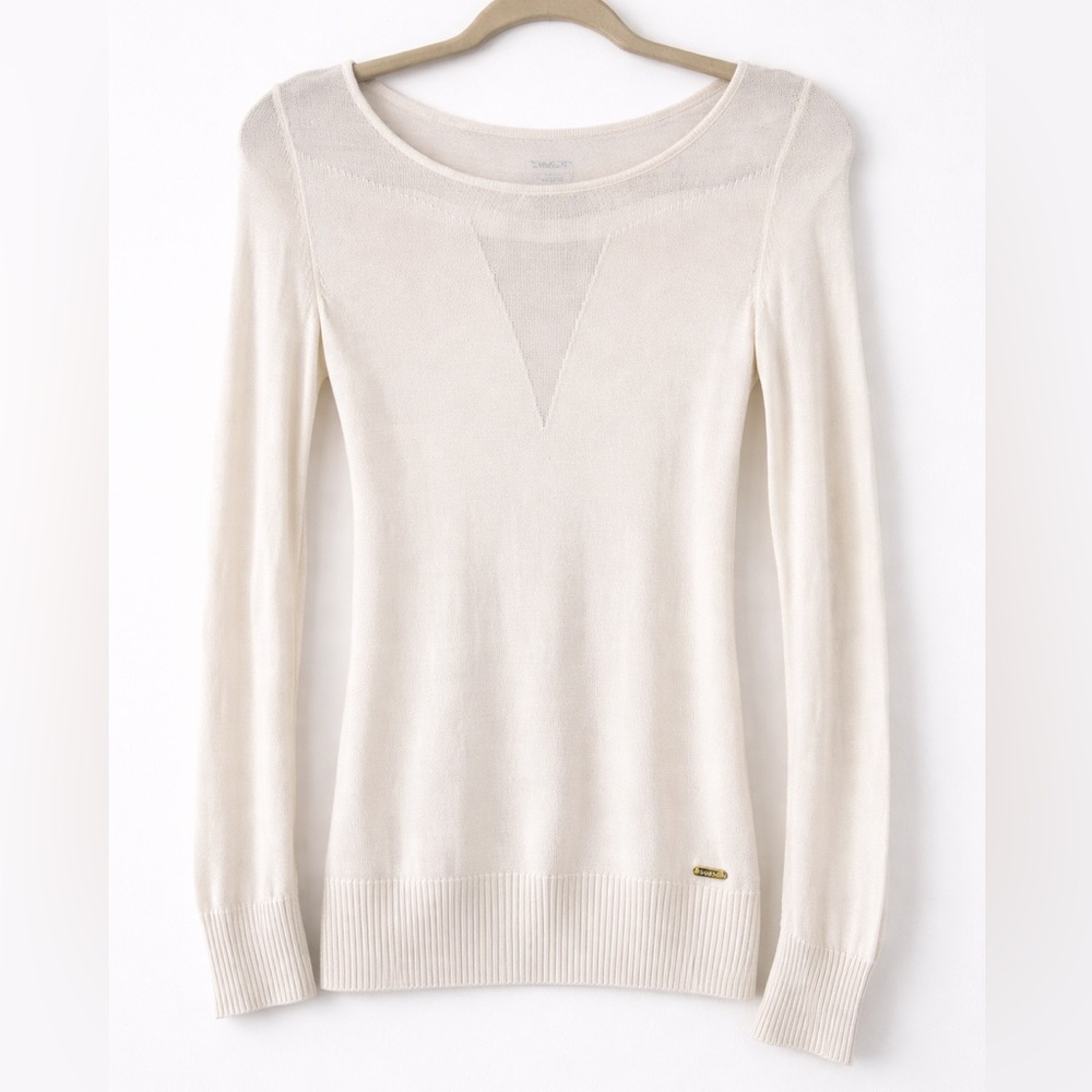 Bebe White Lightweight Knit Long Sleeve Top